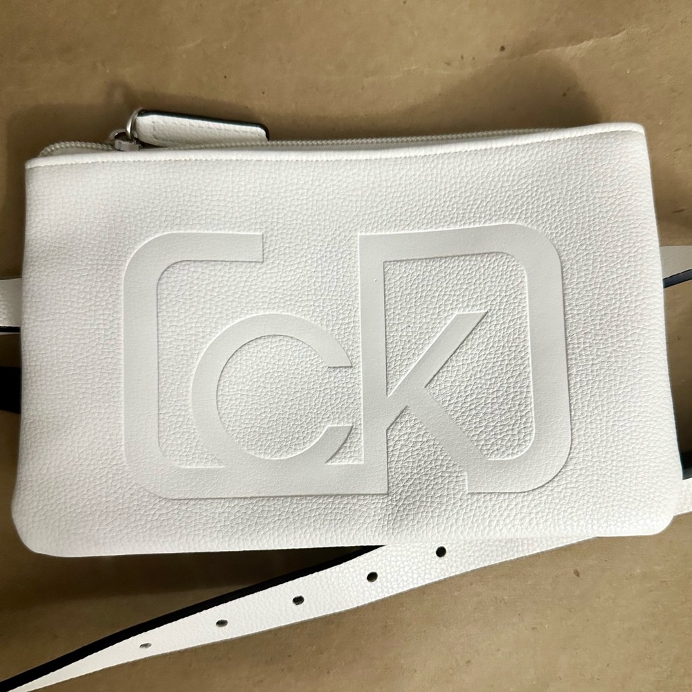 NWT - Calvin Klein White Belt Bag L/XL